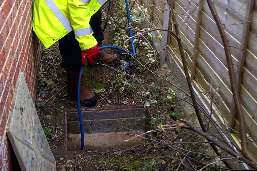 Blocked drain in Bracklesham, West Sussex